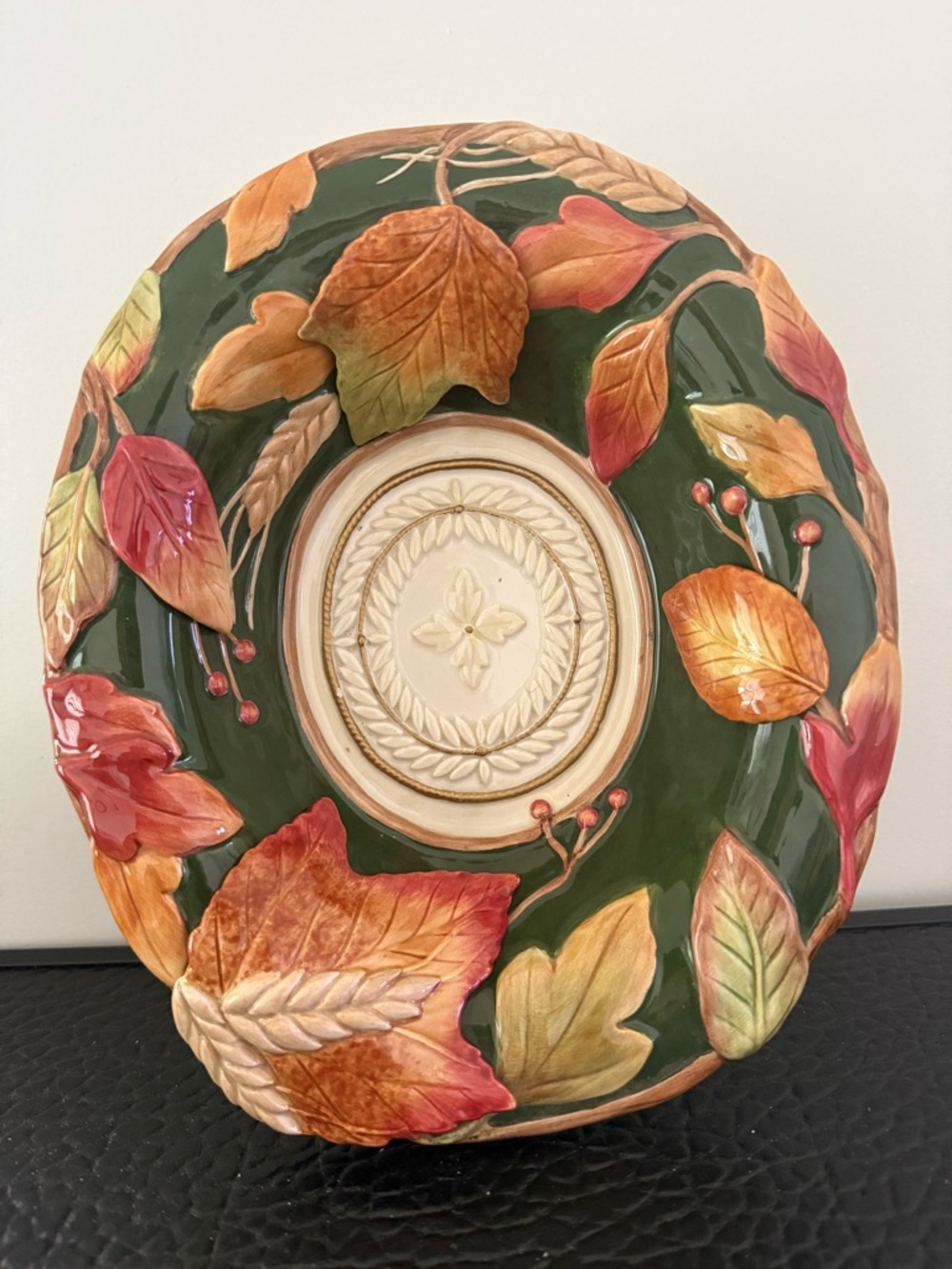 Fitz and Floyd Classics Huntington HUNTINGTON PLATE Oval Autumn
FALL LEAVES
